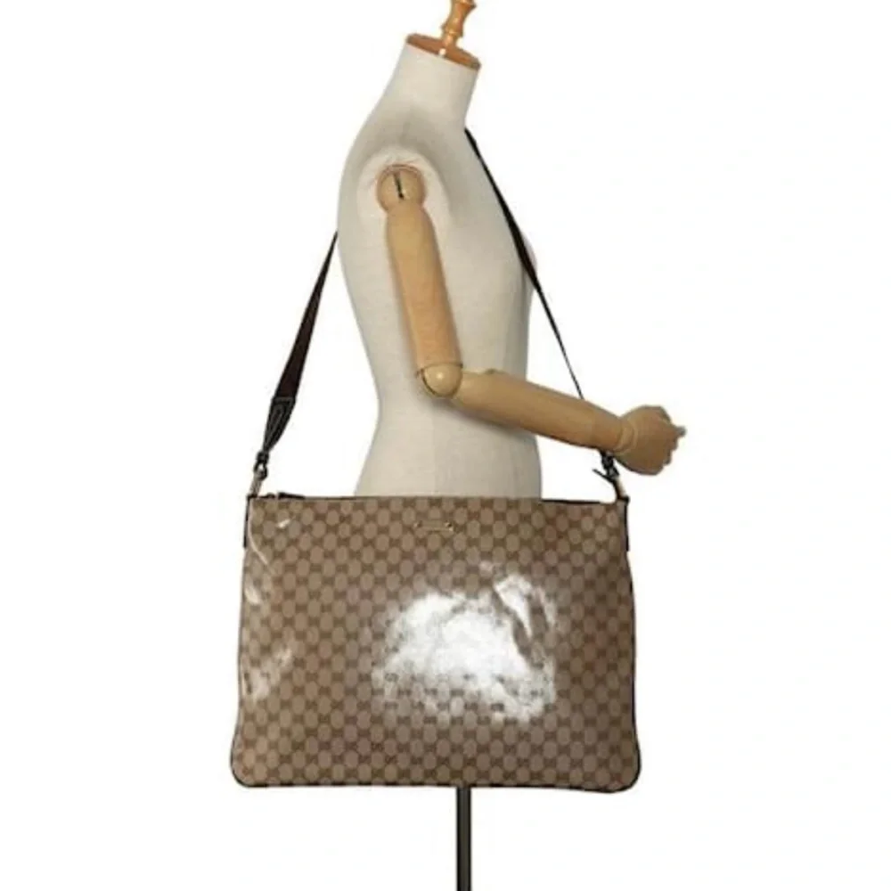 Authentic Gucci GG Crystal Messenger Bag brown monogram coated canvas unisex